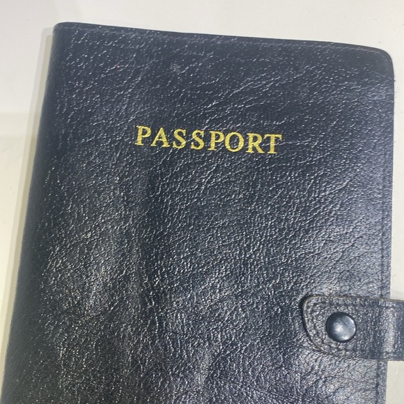 Passport Cover | 100%  Leather | Made in England - Picture 4 of 12